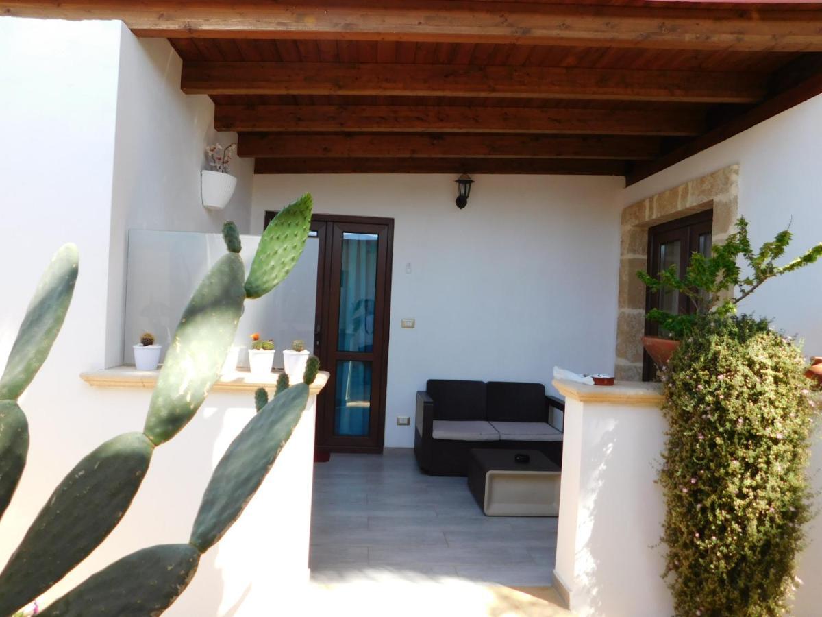 Villa Raggio Di Sole Parcheggio Privato Porto Cesareo Luaran gambar