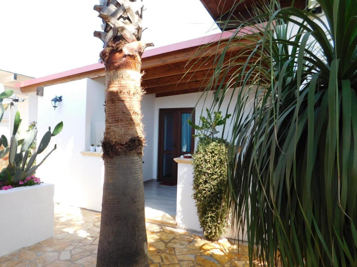 Villa Raggio Di Sole Parcheggio Privato Porto Cesareo Luaran gambar