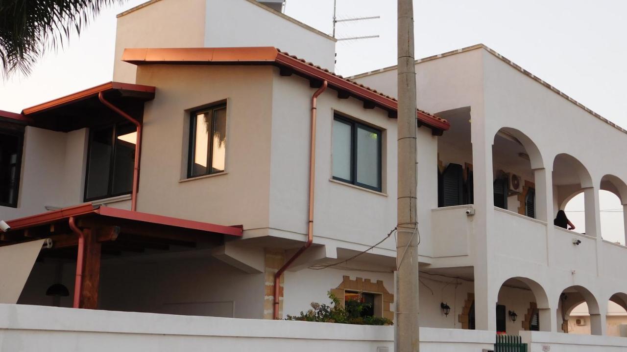 Villa Raggio Di Sole Parcheggio Privato Porto Cesareo Luaran gambar