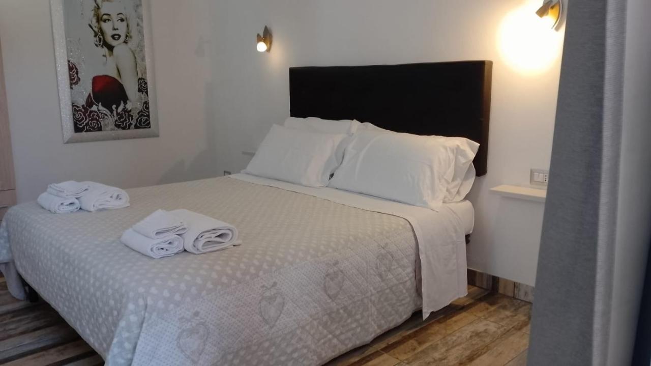 Villa Raggio Di Sole Parcheggio Privato Porto Cesareo Luaran gambar